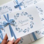 Convite Simples Azul com Laço